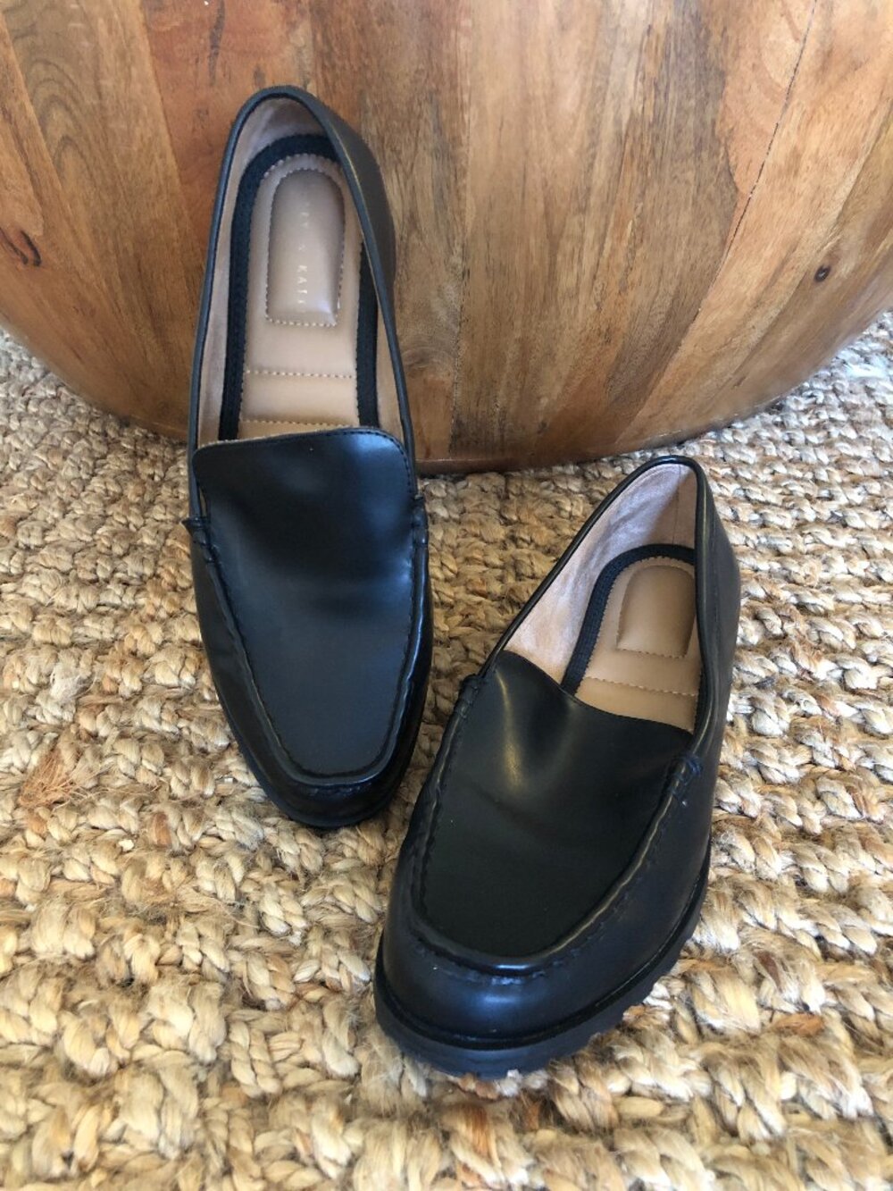 Kelly & Katie Black Bash Venetian Loafer Dark Academia, Preppy Size 8